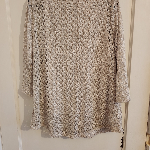 Women's NWT 2 piece Top Size 1X but fits like XL - Picture 6 of 9